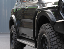 Load image into Gallery viewer, SIDE STEPS AND RAILS TO SUIT NEXT GEN FORD EVEREST 2022+