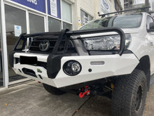 Load image into Gallery viewer, COMMERCIAL DELUXE BULL BAR TO SUIT TOYOTA HILUX N80 2020+
