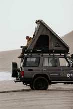 Load image into Gallery viewer, Alu Cab Gen 3-R Hard Shell Rooftop Tent
