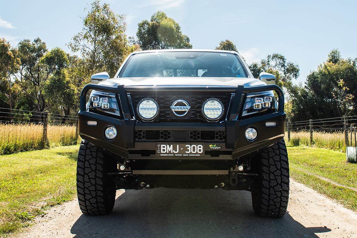 Nissan navara bull bar deals