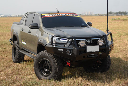 COMMERCIAL DELUXE BULL BAR TO SUIT TOYOTA HILUX MY20+ (NARROW BODY ONLY)